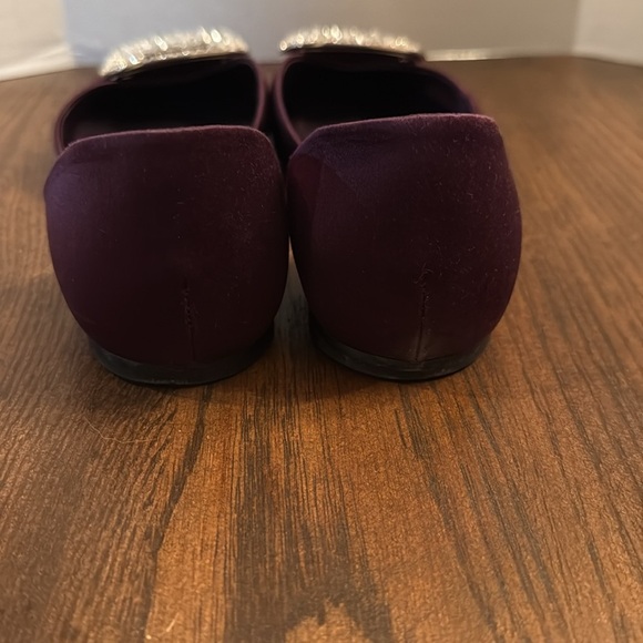 Roger Vivier Burgundy Embellished Satin D'orsay Ballerinas Flats. Size 36. US 6 - Picture 6 of 10
